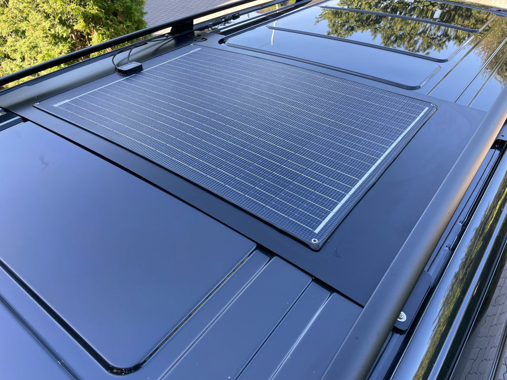 MB V-Klasse / Vito 447 AV-Solarkit Black Offgridtec 120W Solarmodul für Normaldach
