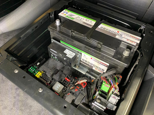 Volkswagen T5/T6/T6.1 Zweitbatterie Nachrüstsatz Ladebooster Votronic 1212-30
