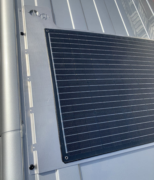 VW T5/T6/T6.1 AV-Solarkit Alu Offgridtec 120W Solarmodul für Normaldach