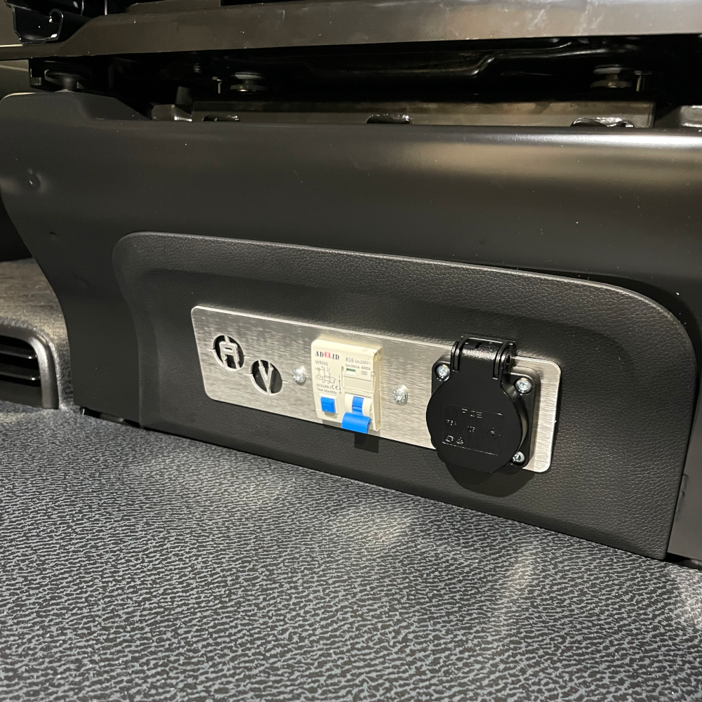 Vito 447 V-Klasse AV-Stromkit Alu mit DEFA Kit inkl. FI Schutzschalter und Steckdose