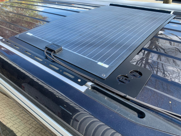 VW T5/T6/T6.1 AV-Solarkit California Black Offgridtec 120W Solarmodul für Aufstelldach
