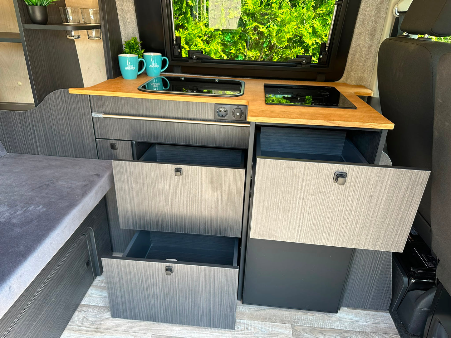 T6.1 Compass SE Camper Neuausbau