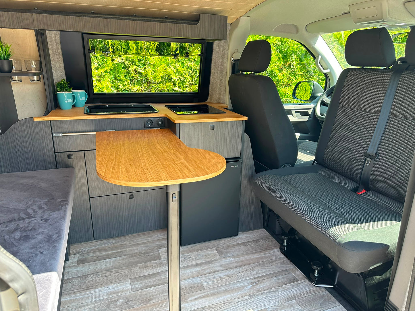 T6.1 Compass SE Camper Neuausbau