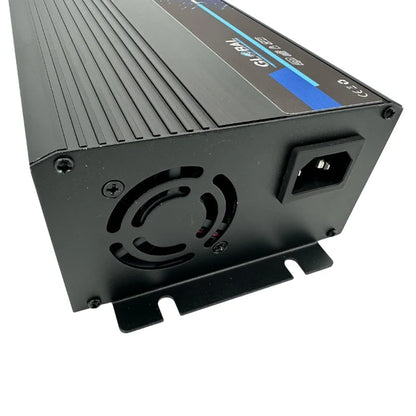 SSC-30A LiFePo4 Batterieladegerät