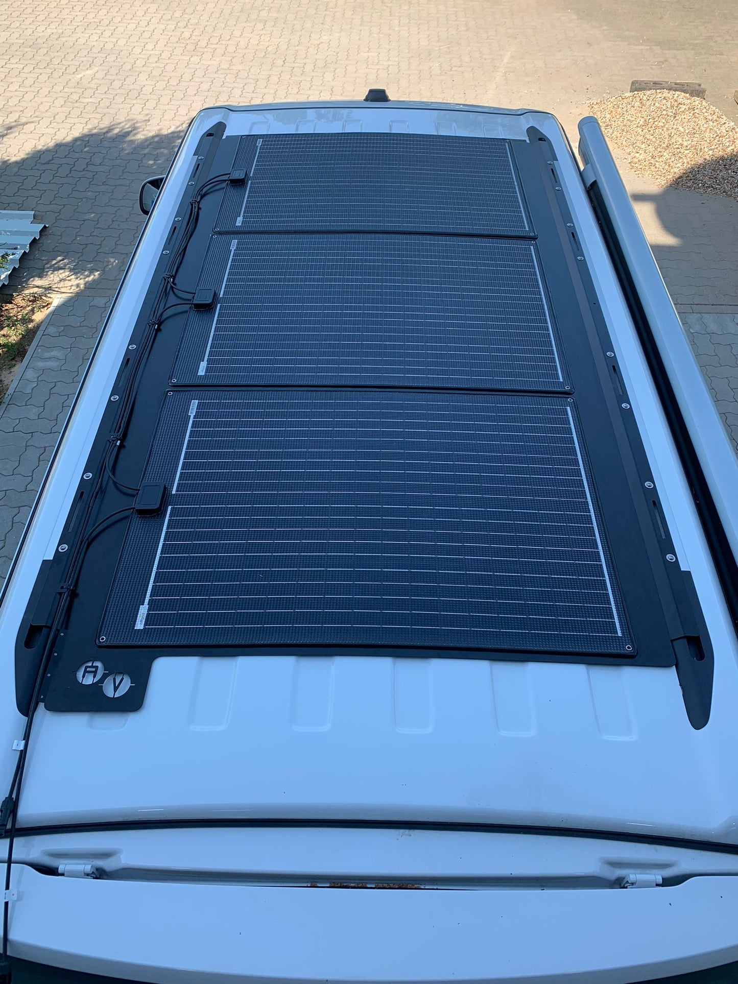 VW T5/T6/T6.1 AV-Solardach California Offgridtec 360W Solarmodul für Aufstelldach
