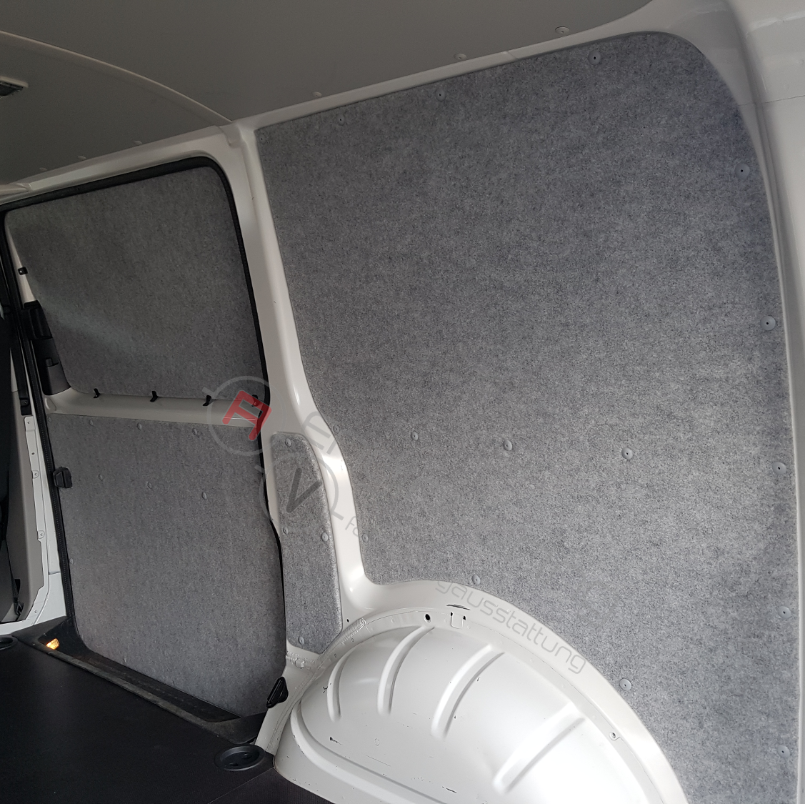 T5 T6 Seitenverkleidung 4 mm Filz grau L2 langer Radstand