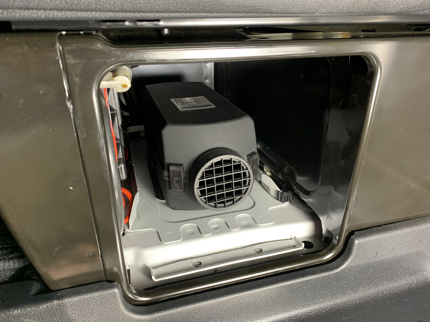 AV-Flansch Light Luftstandheizung Einbauflansch