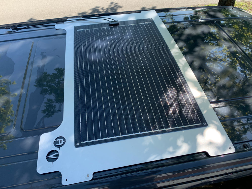MB V-Klasse / Vito 447 AV-Solarkit Alu Offgridtec 120W Solarmodul für Normaldach
