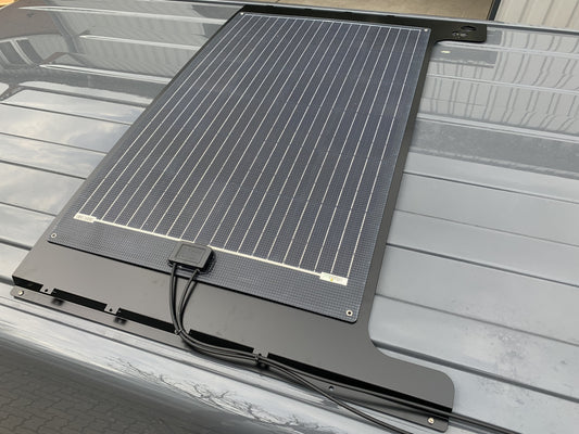 VW T5/T6/T6.1 AV-Solarkit Black Offgridtec 120W Solarmodul für Normaldach