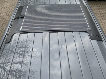 VW T5/T6/T6.1 AV-Solarkit Black Offgridtec 120W Solarmodul für Normaldach